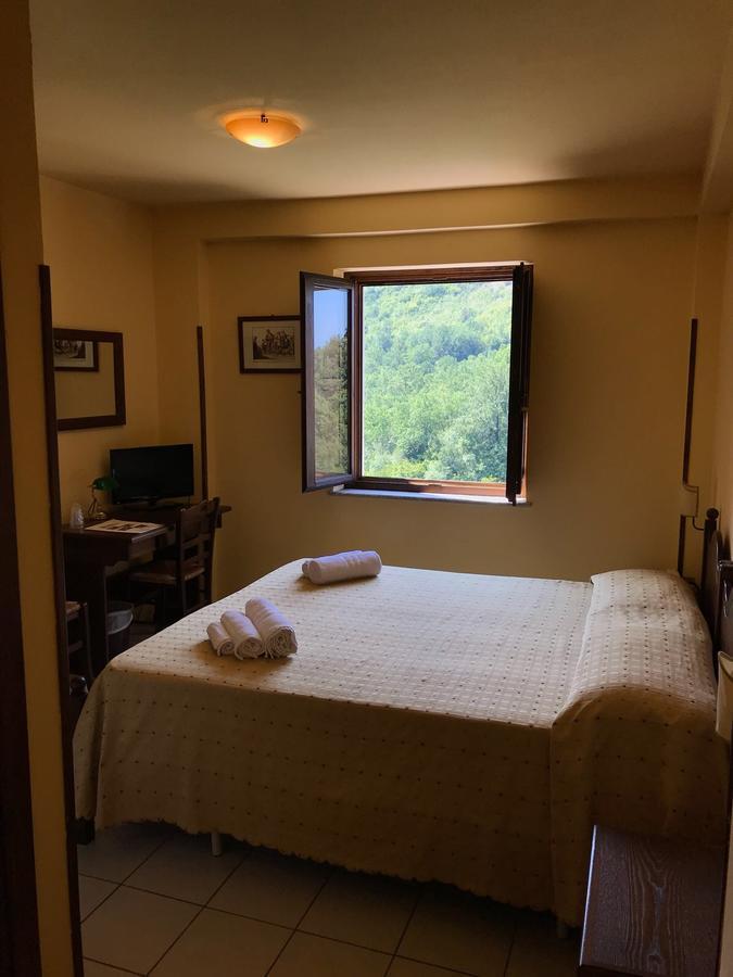 La Locanda Di San Francesco Hotel Viggianello Luaran gambar